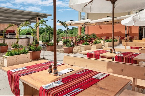 Sol Luna Bay Resort