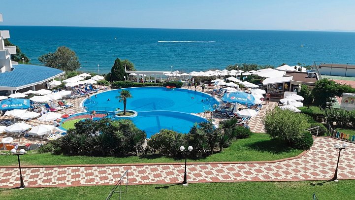 Sineva Beach