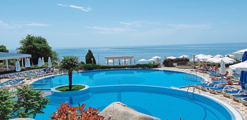 Sineva Beach