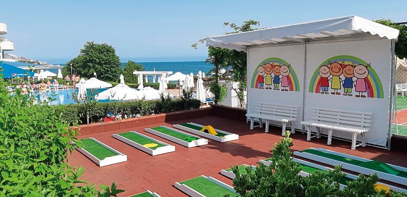 Sineva Beach