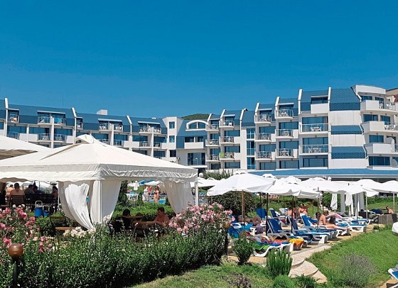 Sineva Beach