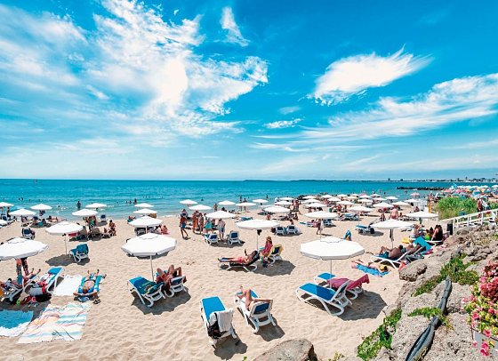 Premier Fort Beach
