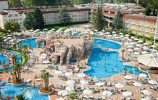 DIT Evrika Beach Club Hotel