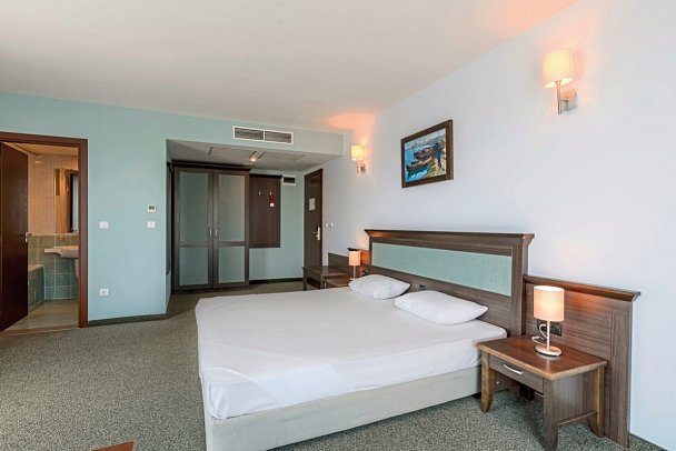 Lion Sunny Beach - Wohnbeisoiel Familienzimmer (Zimmercodierung FB1)