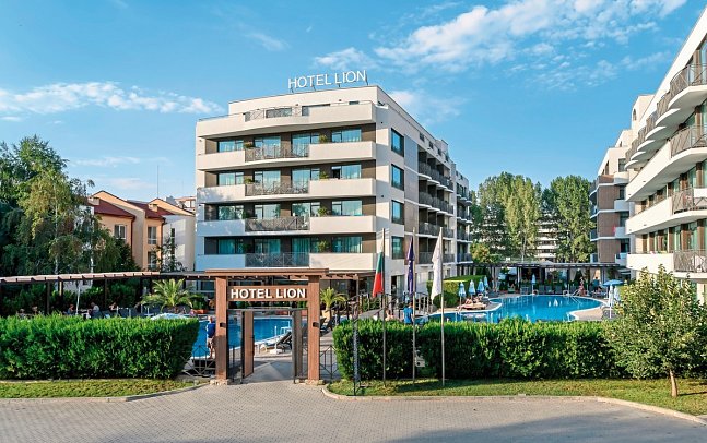 Lion Sunny Beach
