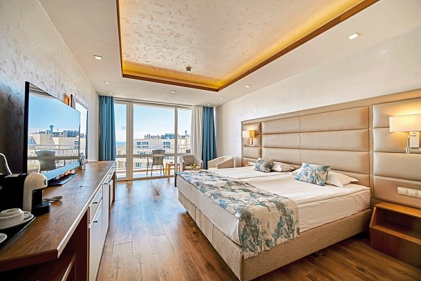 Bilyana Beach Hotel - Wohnbeispiel Doppelzimmer seitl. Meerblick (Zimmercodierungen DBN & DQN)