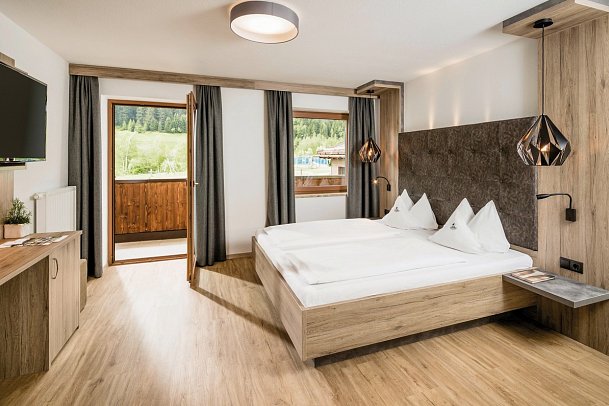 Schneeberg Family Spa Resort - Wohnbeispiel Doppelzimmer Alpin (Zimmercodierung DB4)