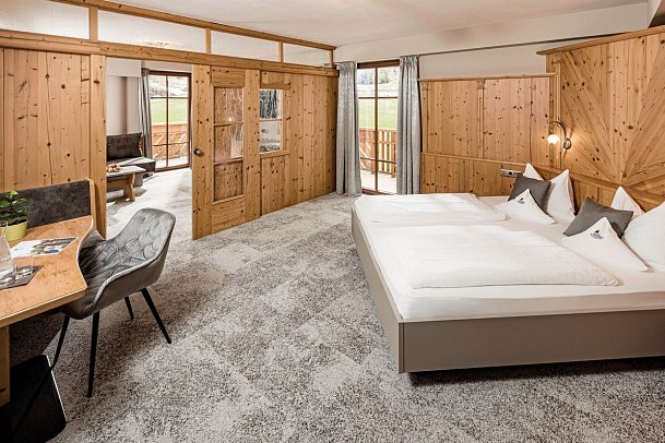 Schneeberg Family Spa Resort - Wohnbeispiel Suite Schneeberg (Zimmercodierung WB1)