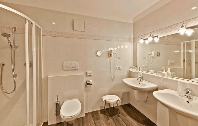 Schennerhof - Wohnbeispiel Doppelzimmer Deluxe (Zimmercodierung DD1)