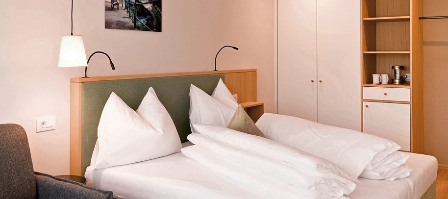 Flora Hotel & Suites - Wohnbeispiel Doppelzimmer Superior (Zimmercodierung DS1)