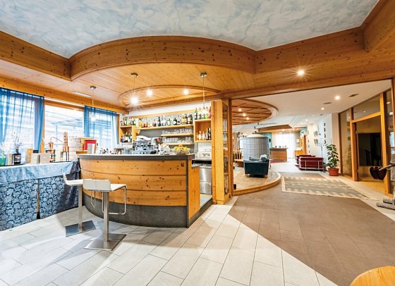 Alpine Mugon - Hotelbar