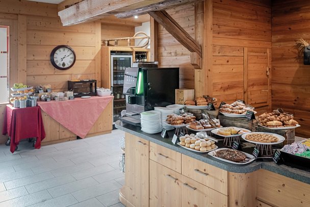 Alpine Mugon - Buffet - Restaurant