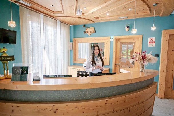 Alpine Mugon - Rezeption