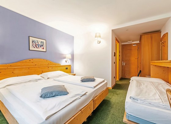 Alpine Mugon - Wohnbeispiel Doppelzimmer Sambuco Camomilla (Zimmercodierung DB1)