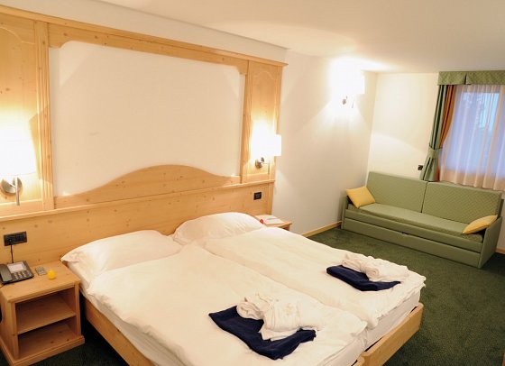 Alpine Mugon - Wohnbeispiel Juniorsuite Mughetto (Zimmercodierung JB1)