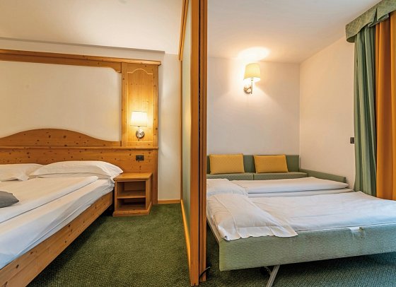 Alpine Mugon - Wohnbeispiel Juniorsuite Mughetto (Zimmercodierung JB1)