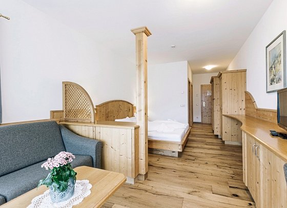Tenz - Wohnbeispiel Doppelzimmer Salurner Klause (Zimmercodierung DB2)