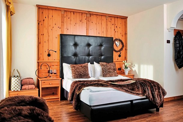 Hotel Salvadori - Wohnbeispiel Doppelzimmer Romantik (Zimmercodierung DB1)