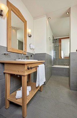 Rezia - Badbeispiel Doppelzimmer (Zimmercodierung DB1)