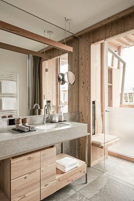 Falkensteiner Hotel Kronplatz - Wohnbeispiel Juniorsuite Deluxe (Zimmercodierung JD1)