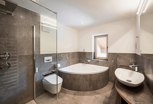 Bischofhof - Wohnbeispiel Suite (Zimmercodierung WB1)