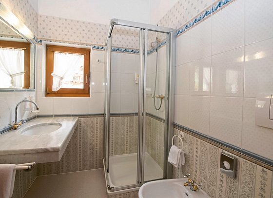 Santeshotel - Wohnbeispiel Doppelzimmer Standard (Zimmercodierung DB1)