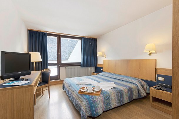 Club Hotel Regina e Fassa - Wohnbeispiel Doppelzimmer (Zimmercodierung DB1)