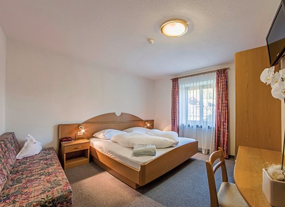 Hotel Adler - Wohnbeispiel Doppelzimmer Standard (Zimmercodierung DB1)