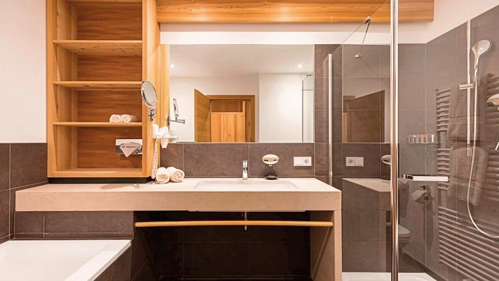 Theiner's Garten - Das Biorefugium - Wohnbeispiel Doppelzimmer Superior Pergola (Zimmercodierung DB2)