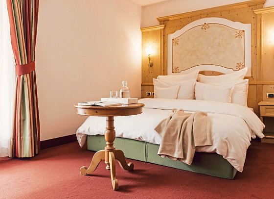 Alpin Royal Wellness Refugium & Resort Hotel - Wohnbeispiel Doppelzimmer Alpin (Zimmercodierung DB1)