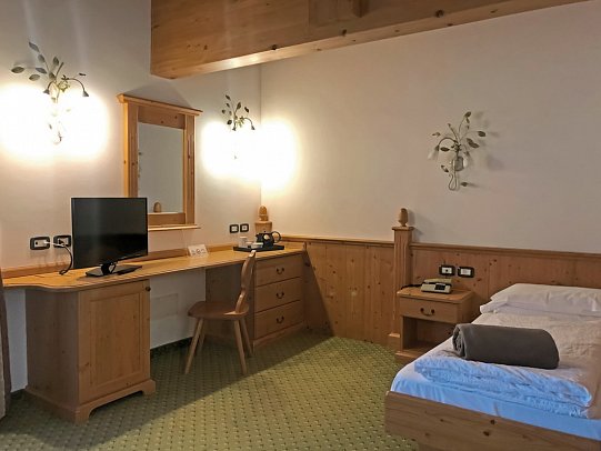 Domina Parco dello Stelvio - Wohnbeispiel Einzelzimmer (Zimmercodierung EB1)