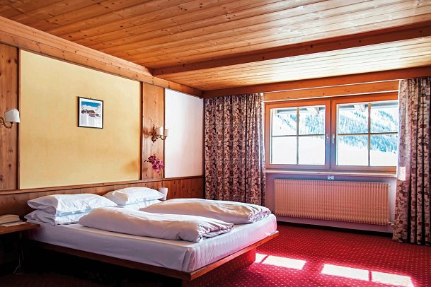 Sporthotel Kurzras - Wohnbeispiel Dreibettzimmer (Zimmercodierung TB1)