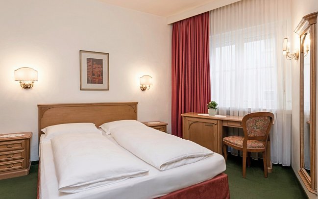 GrünerBaum Hotels - Wohnbeispiel Doppelzimmer Economy Res. Gasser (Zimmercodierung DEV)