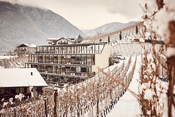 Haller Suites & AO Restaurant