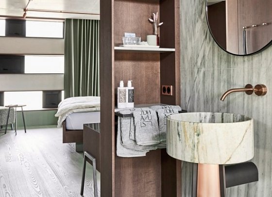 Boutique Hotel Badhaus - Wohnbeispiel Doppelzimmer Deluxe (Zimmercodierungen DD1 & DD2)