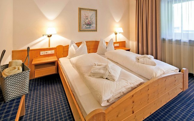 Vinumhotel Feldthurnerhof - Wohnbeispiel DZ Königanger Superior (Zimmercodierung DS1)