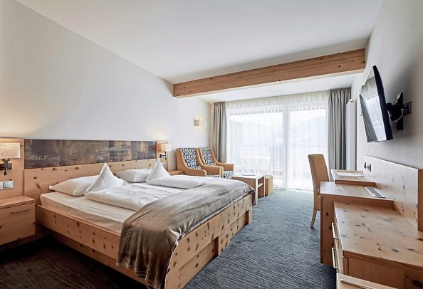 Vinumhotel Feldthurnerhof - Wohnbeispiel Juniorsuite Dolomiten