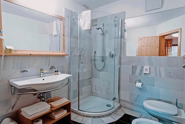 Bergschlössl - Wohnbeispiel Doppelzimmer Vivace (Zimmercodierung DB2)