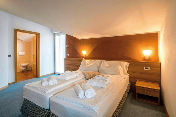 Alle Piramidi - Wohnbeispiel Doppelzimmer Standard (Zimmercodierung DG1)