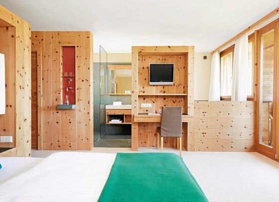 Arosea Life Balance Hotel - Wohnbeispiel Doppelzimmer Zirmbaum Ostbalkon (Zimmercodierung DB1)