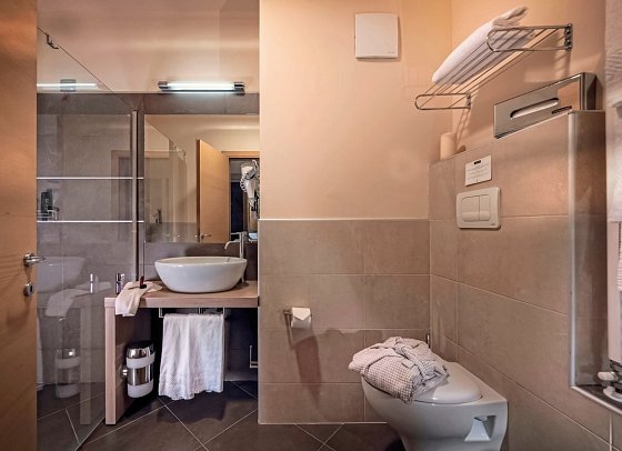 Brenta Dolomites (ex Le Blanc Hotel & Spa) - Wohnbeispiel Doppelzimmer (Zimmercodierungen DB2, DB3, DB4 & DB5)