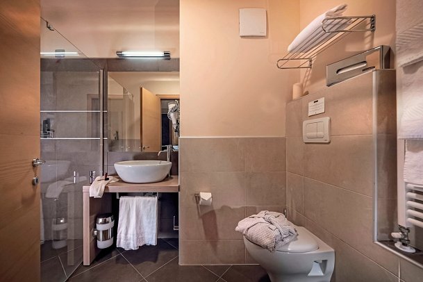 Brenta Dolomites (ex Le Blanc Hotel & Spa) - Wohnbeispiel Doppelzimmer (Zimmercodierungen DB2, DB3, DB4 & DB5)