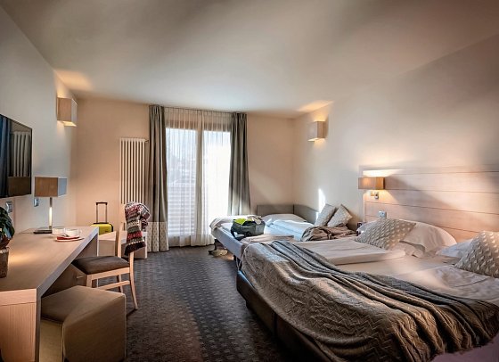 Brenta Dolomites (ex Le Blanc Hotel & Spa) - Wohnbeispiel Vierbettzimmer (Zimmercodierung DB4)