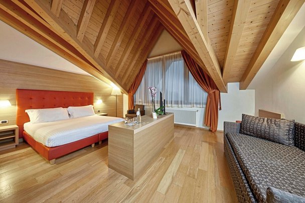 Blu Hotel Acquaseria - Wohnbeispiel Juniorsuite (Zimmercodierung JB1)