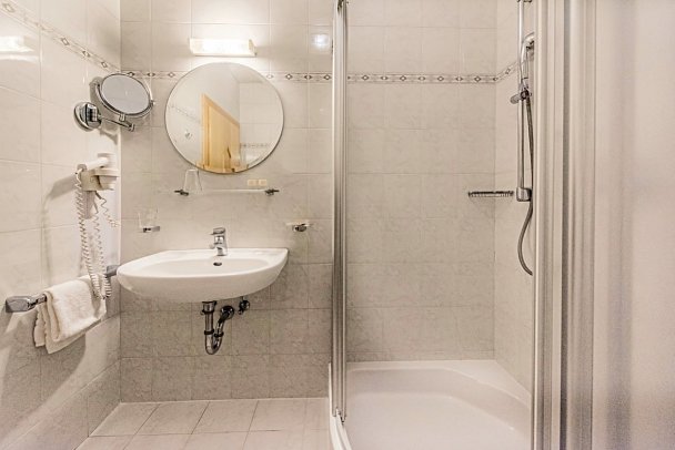 Fronza - Wohnbeispiel Doppelzimmer Gimietlich (Zimmercodierung DB1)