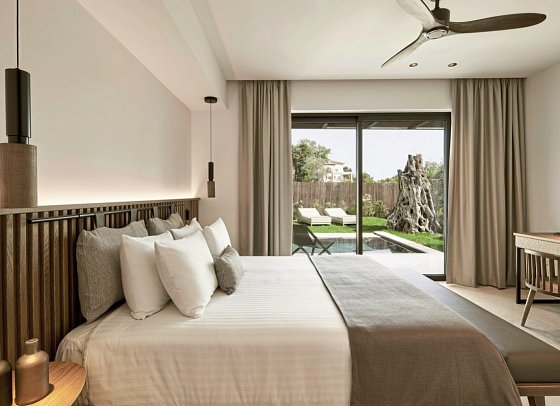 The Olivar Suites - Wohnbeispiel Suite Premium Gartenblick Privatpool (Zimmercodierungen WMG & W1R)