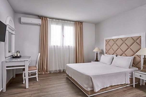 Sandy Beach Resort - Wohnbeispiel Familienzimmer Superior Gartenblick (Zimmercodierung FSG)