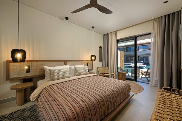 Unda - Wohnbeispiel Junior Suite Swim-Up (Zimmercodierung JBQ)