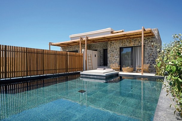 Unda - Wohnbeispiel Junior Suite Privatpool (Zimmercodierung J1R)