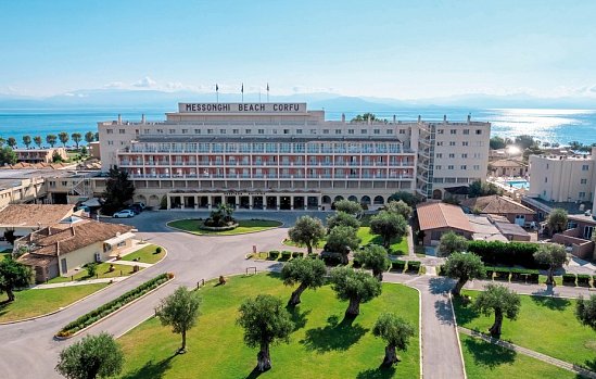 Canvas by Mitsis Messonghi